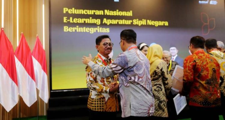 Wali Kota Tangerang menghadiri peluncuran E-Learning ASN Berintegritas KPK